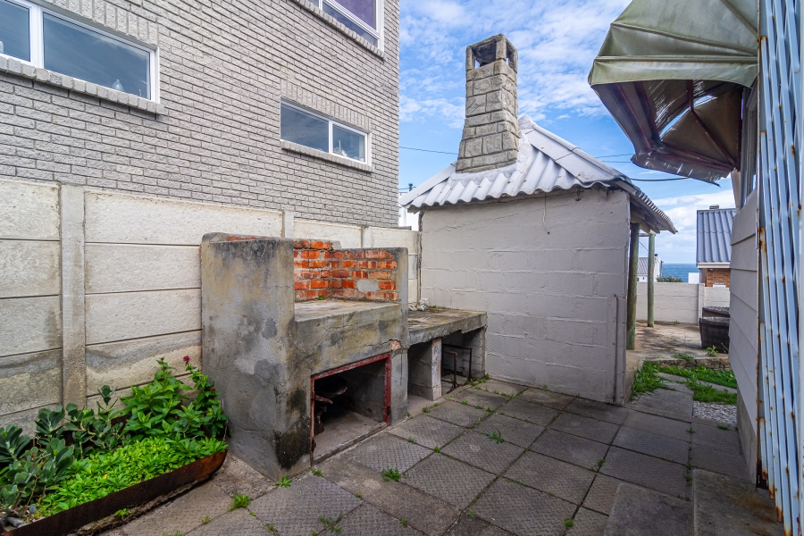 3 Bedroom Property for Sale in De Kelders Western Cape